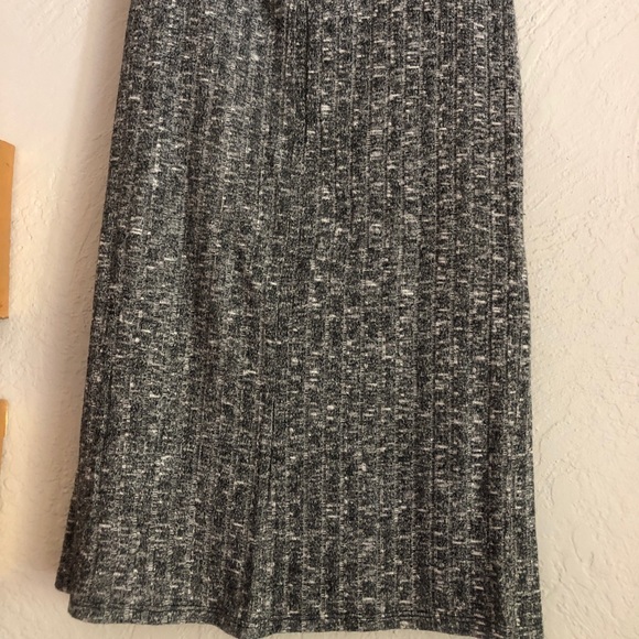 dolan for Anthropologie grey pencil skirt - Picture 4 of 5